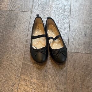 Cat & Jack Black Dress Shoes with Bow